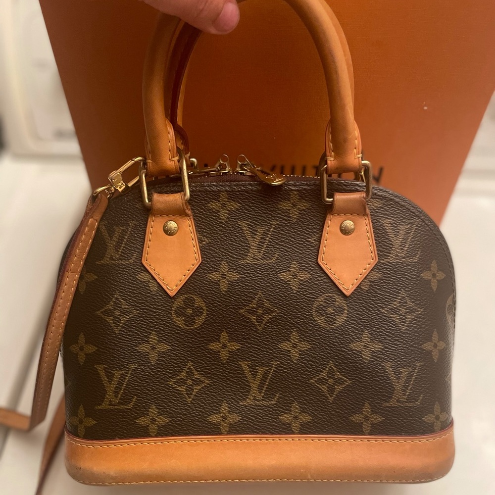 🖤Louis Vuitton Alma BB🤎